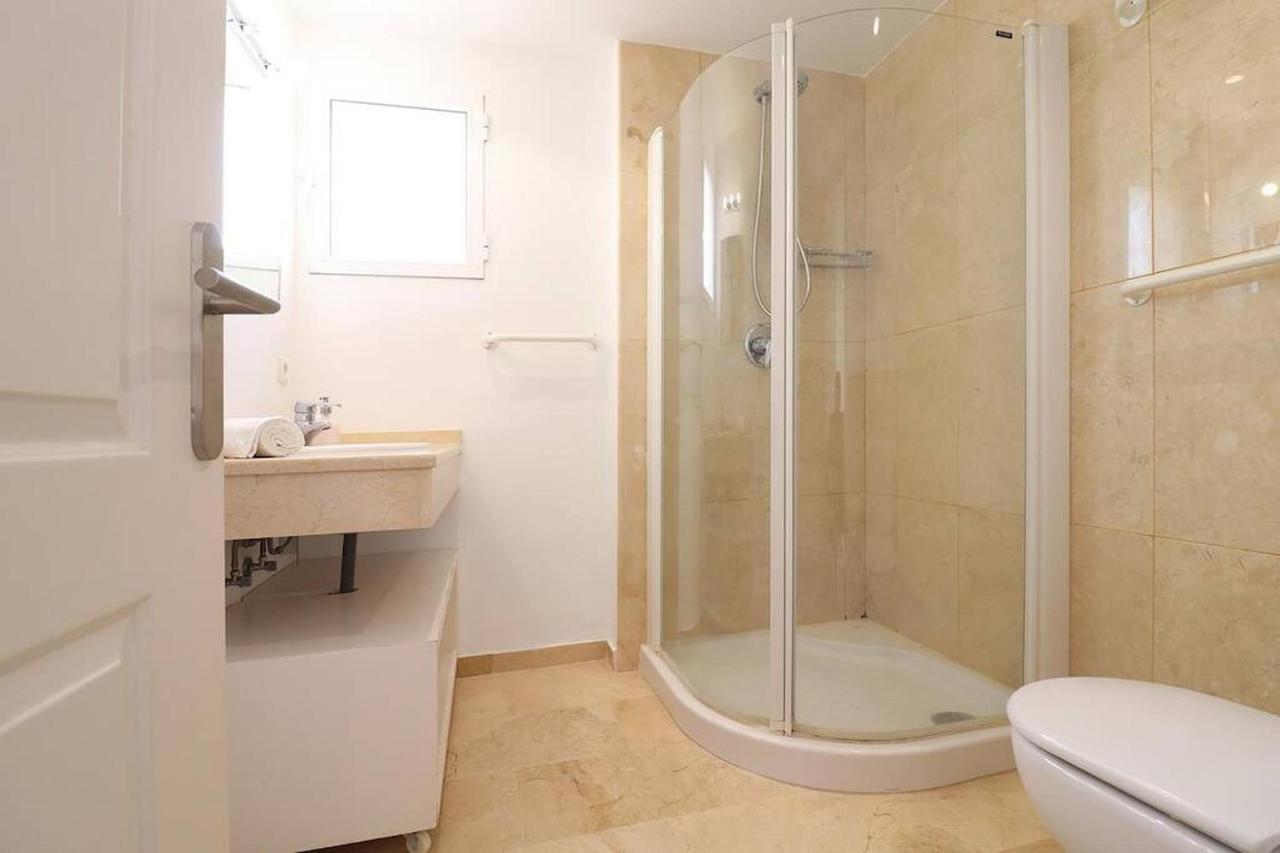Amazing 3Bedroom Flat With Seafront Views & Pool By Sharingco Marbella Zewnętrze zdjęcie